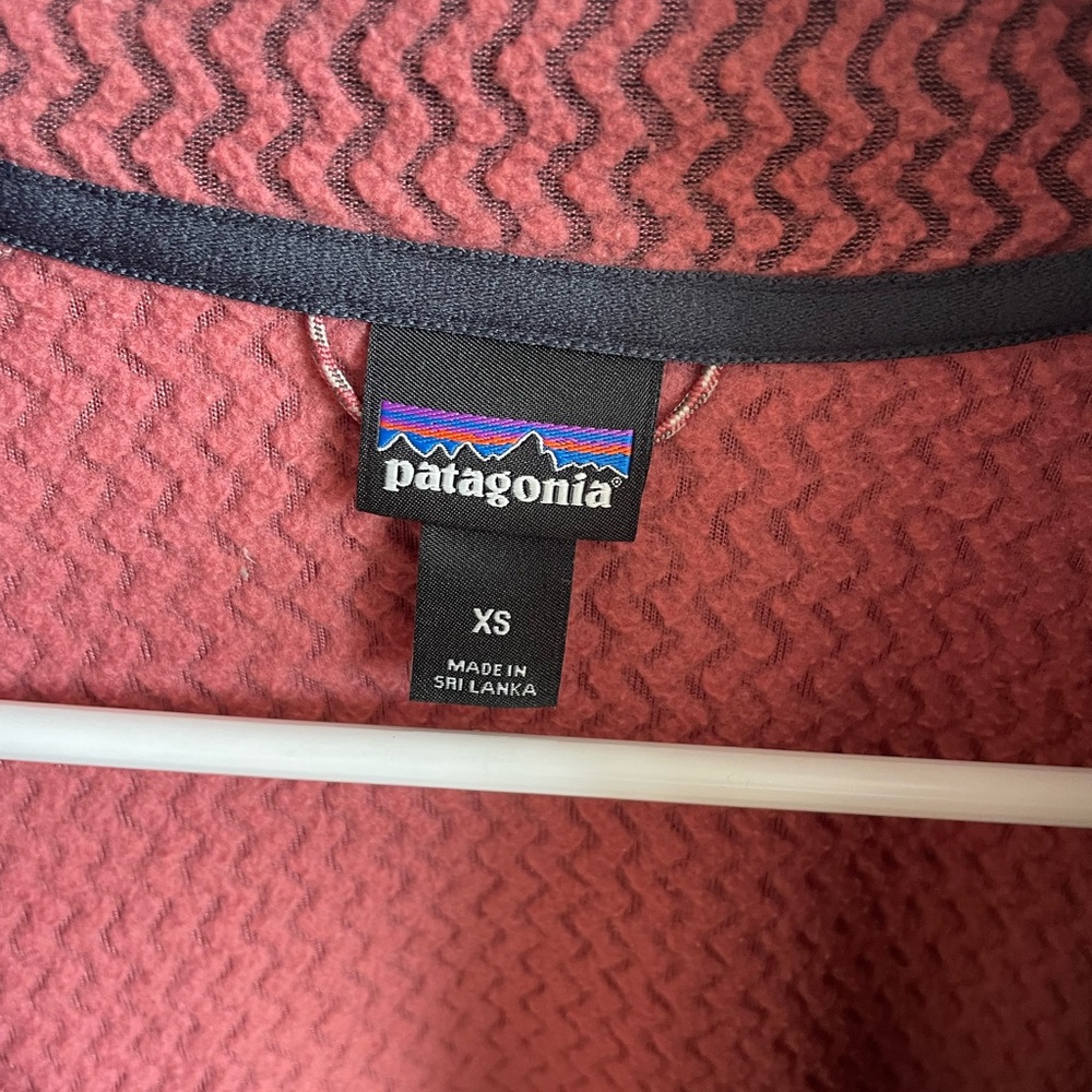 Patagonia R1 Air Zip Neck Fleece - Picture 3 of 3